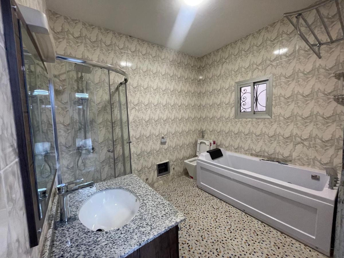 Residence Noumsi Yaoundé エクステリア 写真