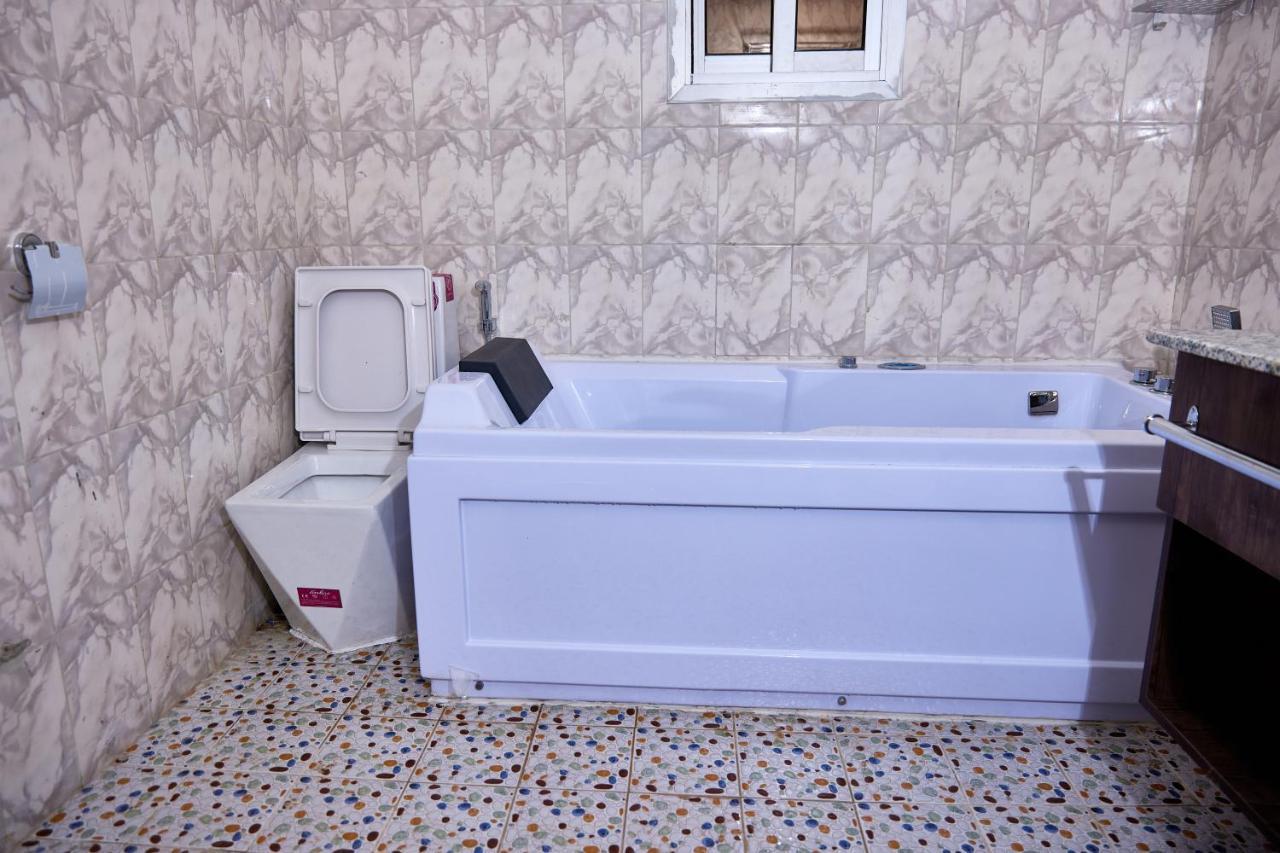 Residence Noumsi Yaoundé エクステリア 写真