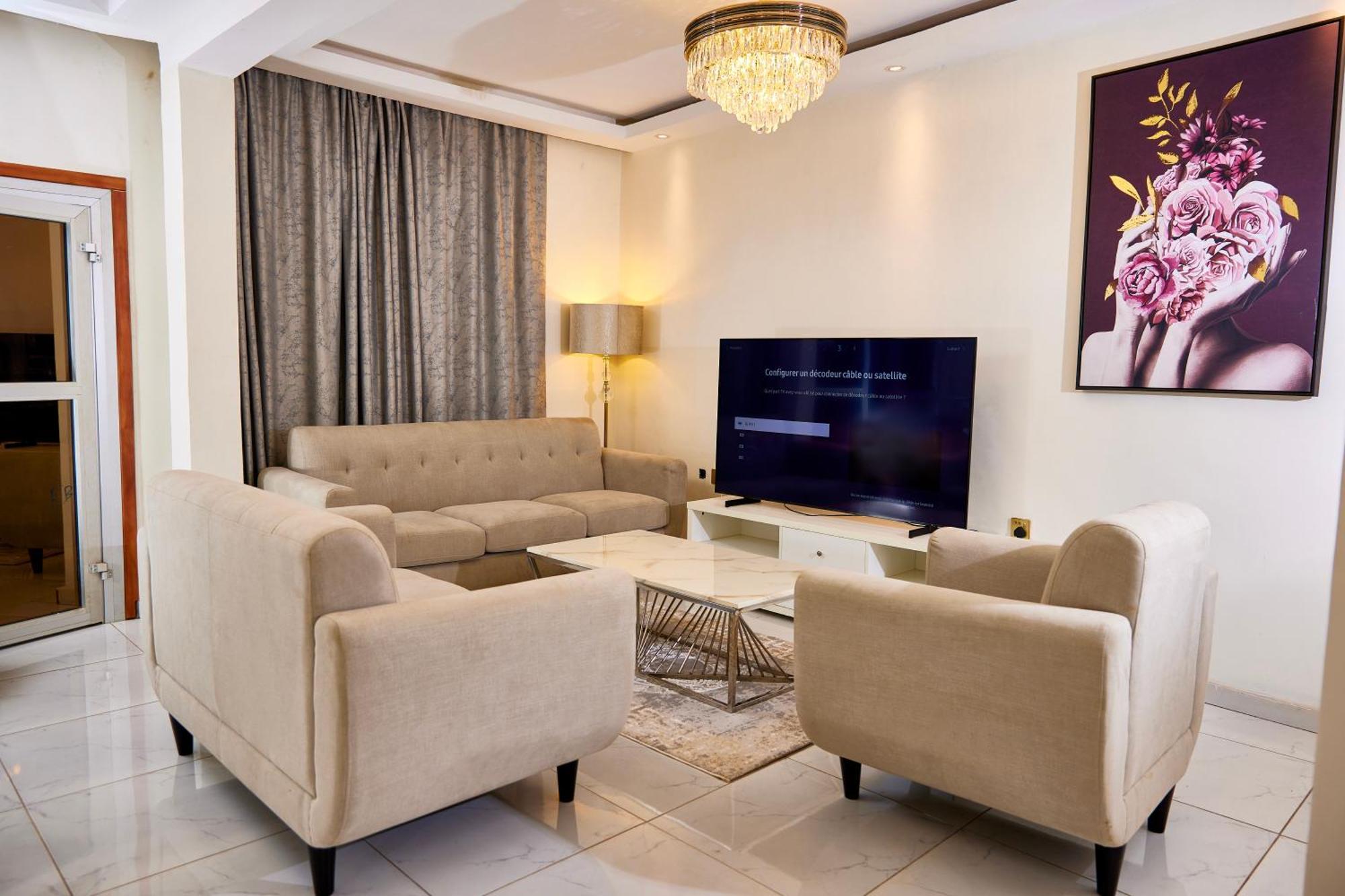 Residence Noumsi Yaoundé エクステリア 写真